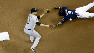 Next Story Image: Late charge pushes Pirates past Brewers